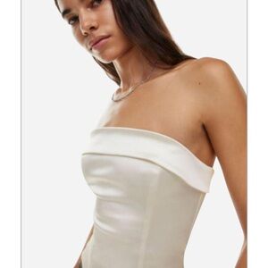 Aritzia Ten Shimmer Satin Bustier - Cream/Ivory